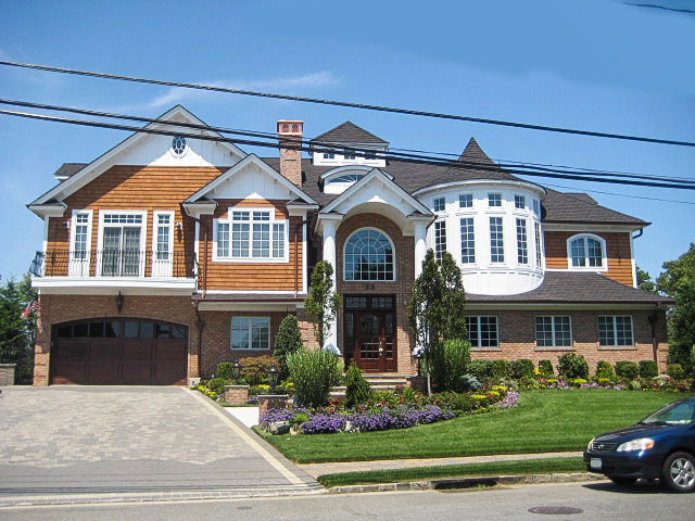 NEW-HOME-SUFFOLK-COUNTY